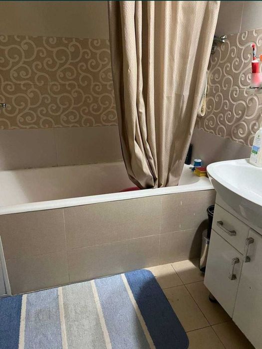 Продаётся на Карасу-4 5ком