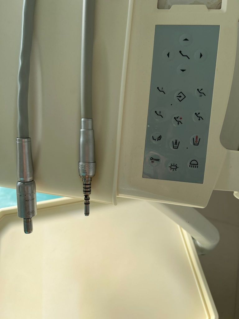 Unit dentar Siger V1000 în stare foarte buna !
foarte bine întreținut