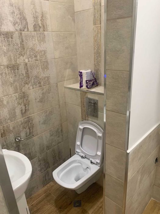 Продава се Многостаен апартамент в Бургас, Център - 110 кв.м за 1442 €/кв.м - Снимка #2