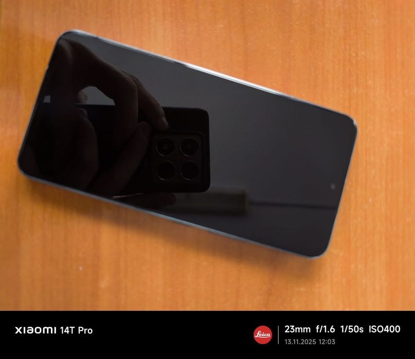 Продам Samsung s22