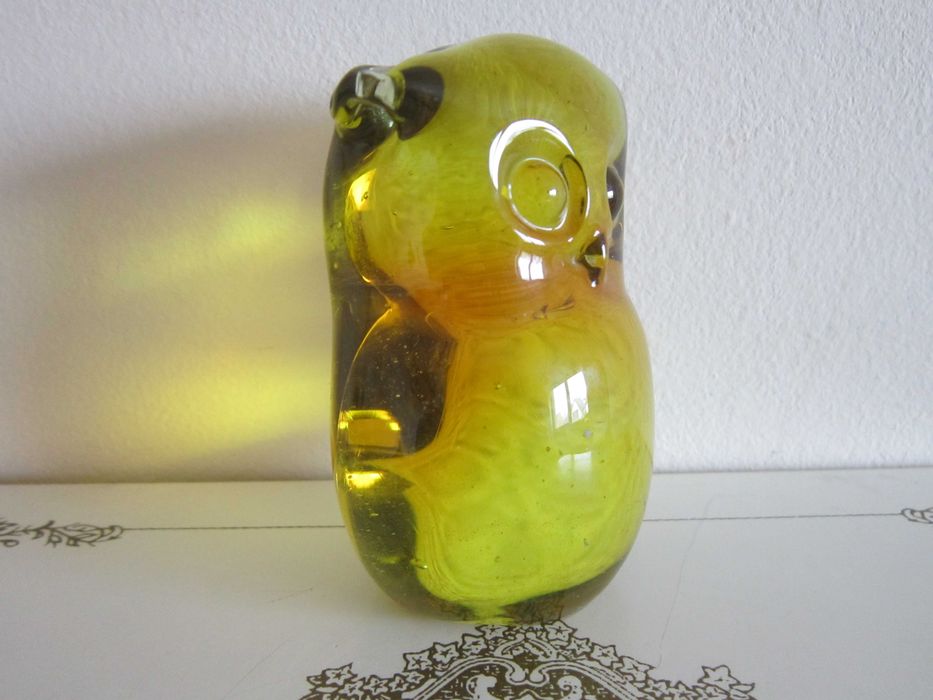 cadou feng shui Bufnita Pilgrim arta sticla masiva handmade anii 1960