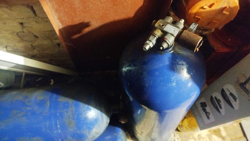 Метанови бутилки от Кади 50лв.