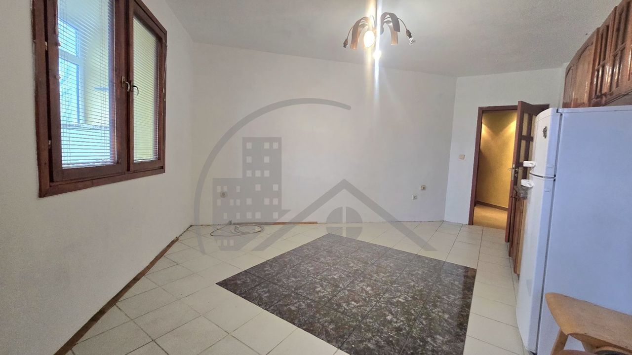 Продава се Тристаен апартамент в Добрич, Балик - 90 кв.м за 1078 €/кв.м - Снимка #4