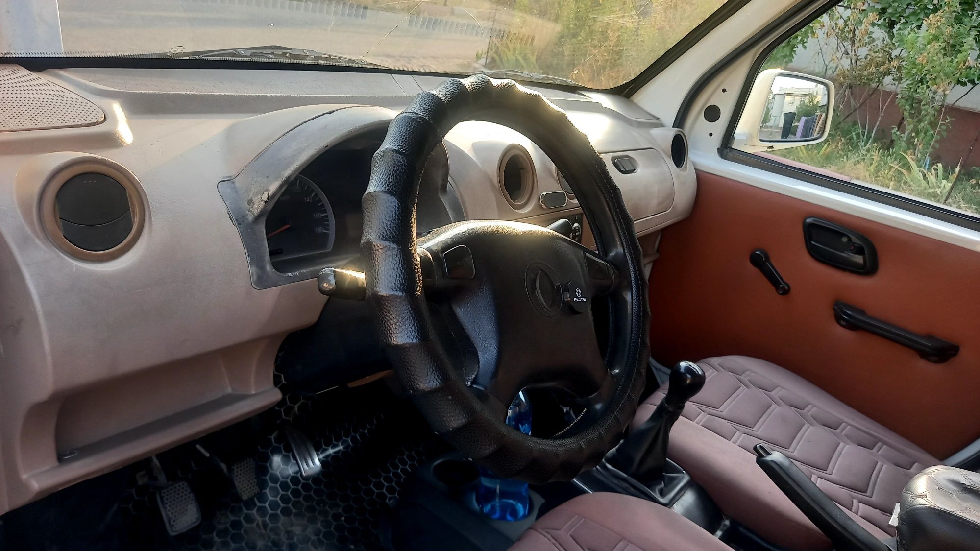 Продается машина Dongfeng