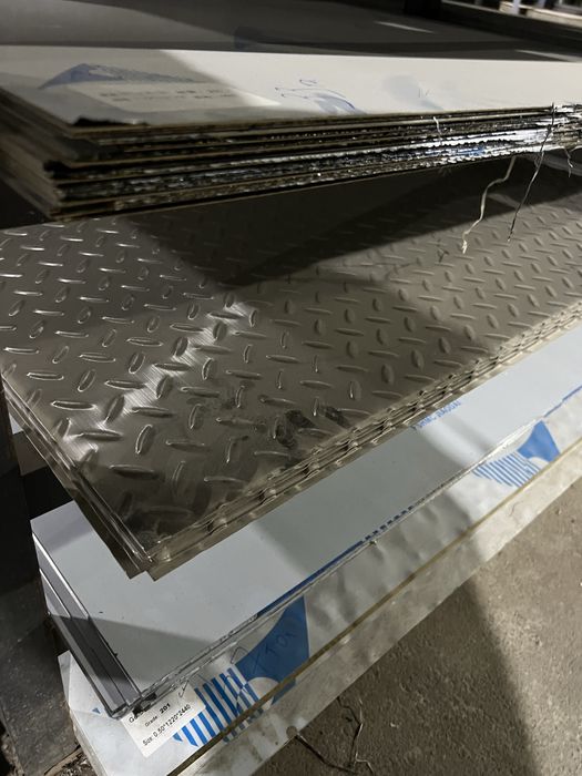 Нержавейка Рефлённий Лист