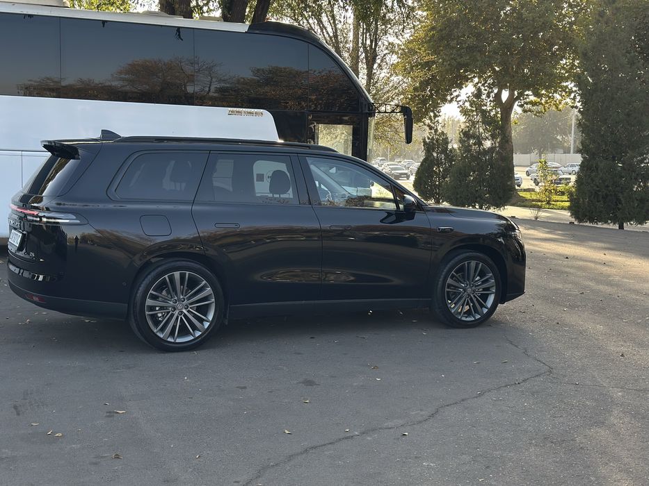 Leapmotor C16 gibrid 3 позиция фулл сотилади