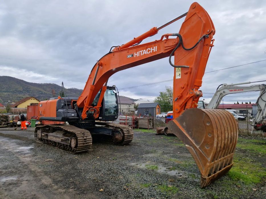 Hitachi ZX 290LCN-5B Excavator 30 TO