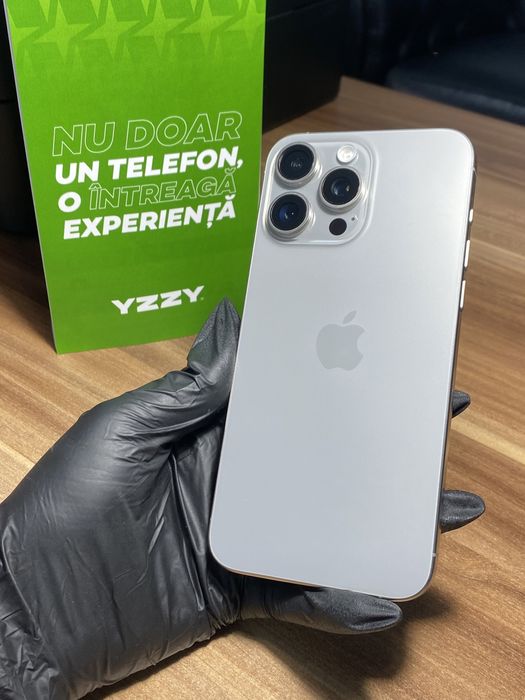 iPhone 15 Pro Max / 256 GB / Sănătate baterie 93% / Ca nou