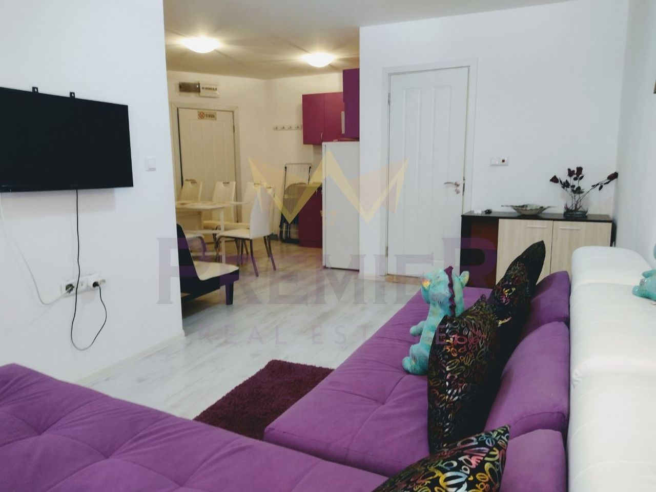 Продава се Тристаен апартамент в Балчик - 71 кв.м за 1014 €/кв.м - Снимка #1