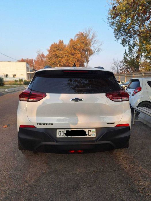 Tracker LS 2023 год