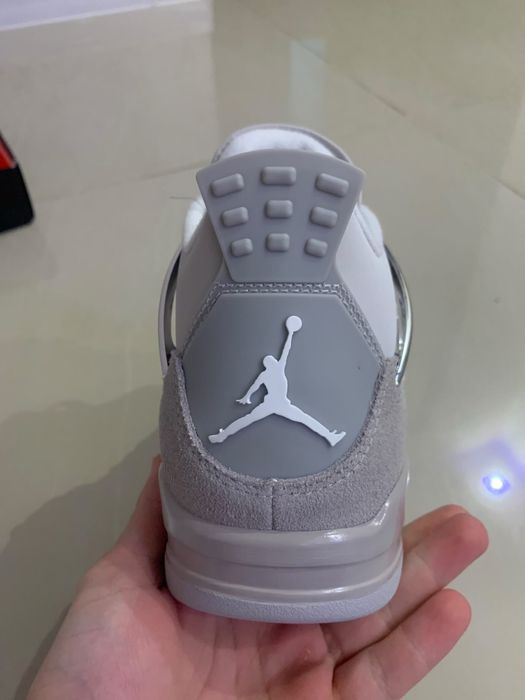 jordan 4 frozen moments