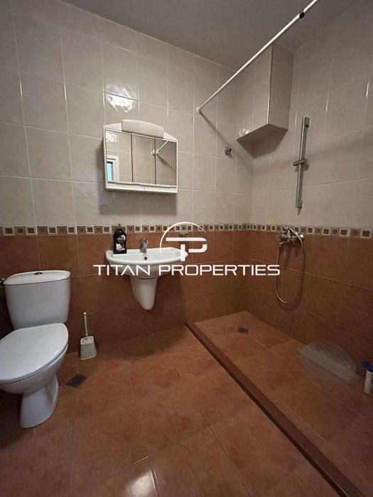 Дава се под наем Двустаен апартамент в Варна, Център - 70 кв.м за 400 € - Снимка #7