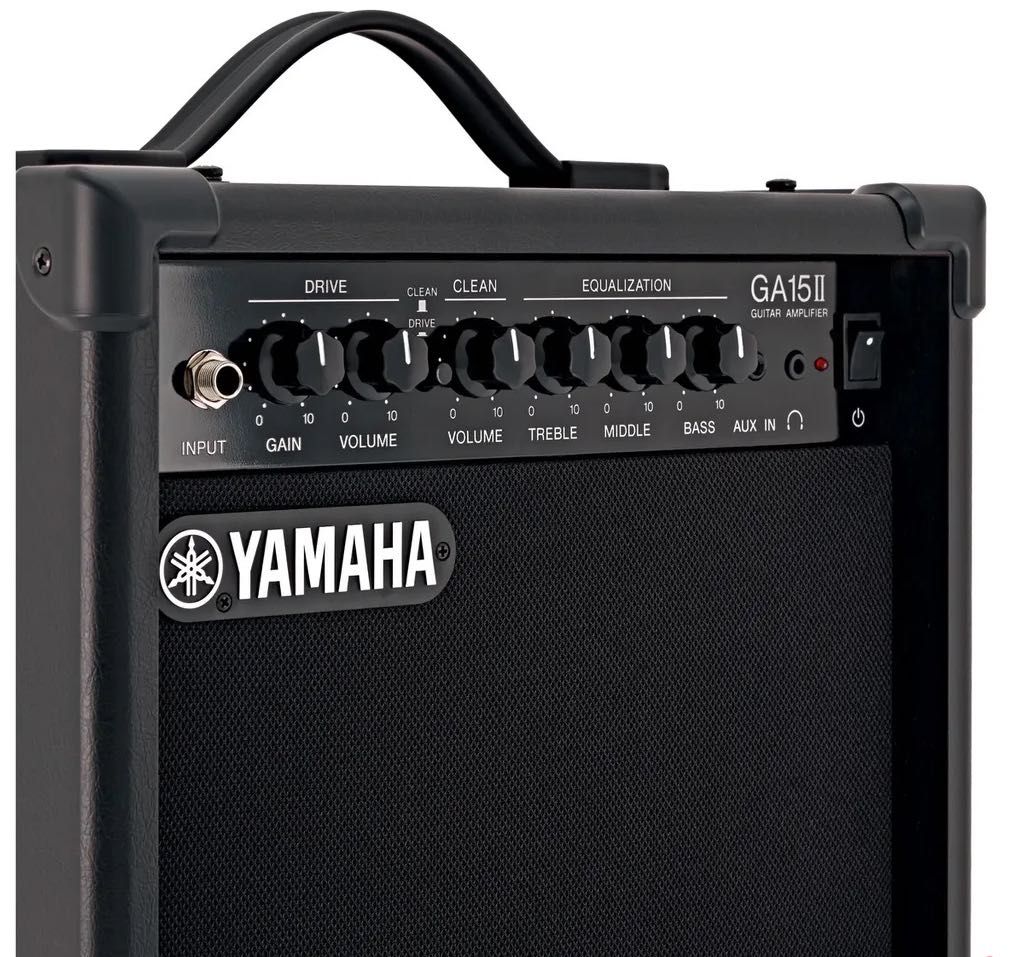 Гитарный комбоусилитель YAMAHA GA 15II