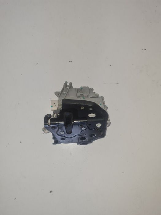 Broasca usa dreapta fata Audi A4 A5 A6 A7 Q5 /cod-8j1837016 Europa OEM