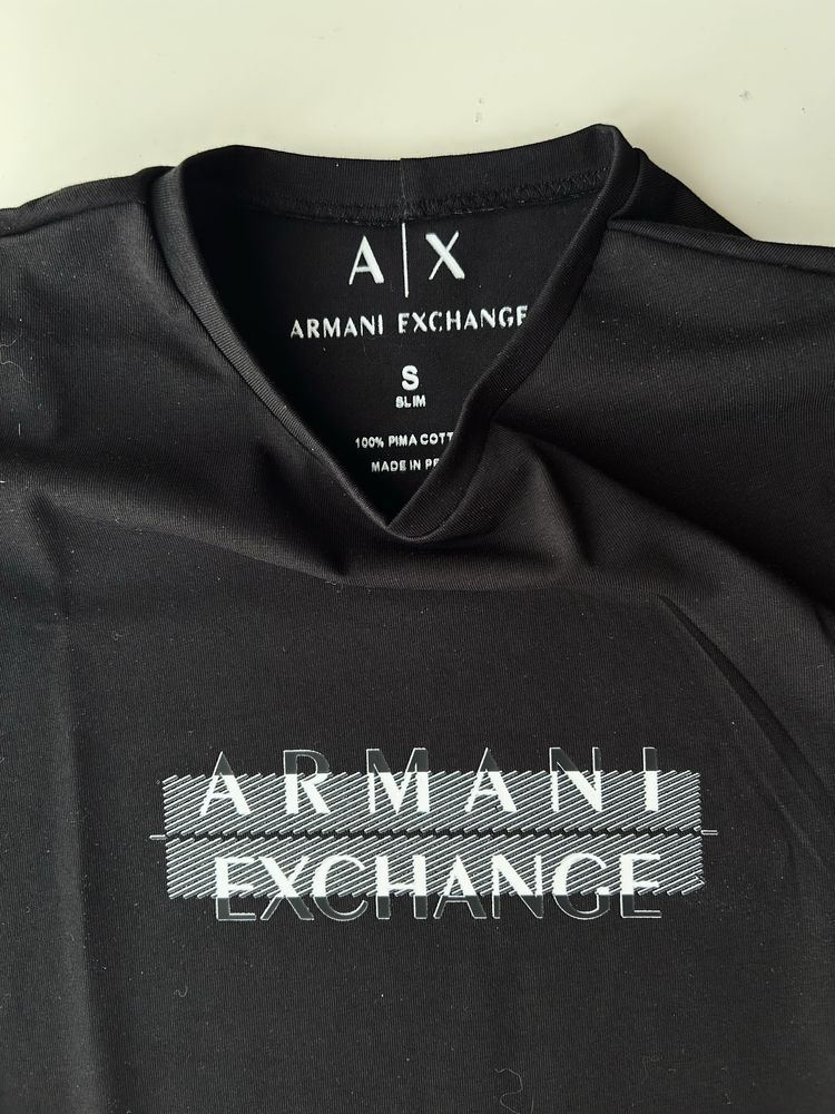 Дамска тениска S на Armani Exchange ОРИГИНАЛНА