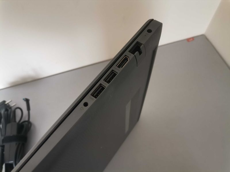Лаптоп - HP Intel Pentium N5000