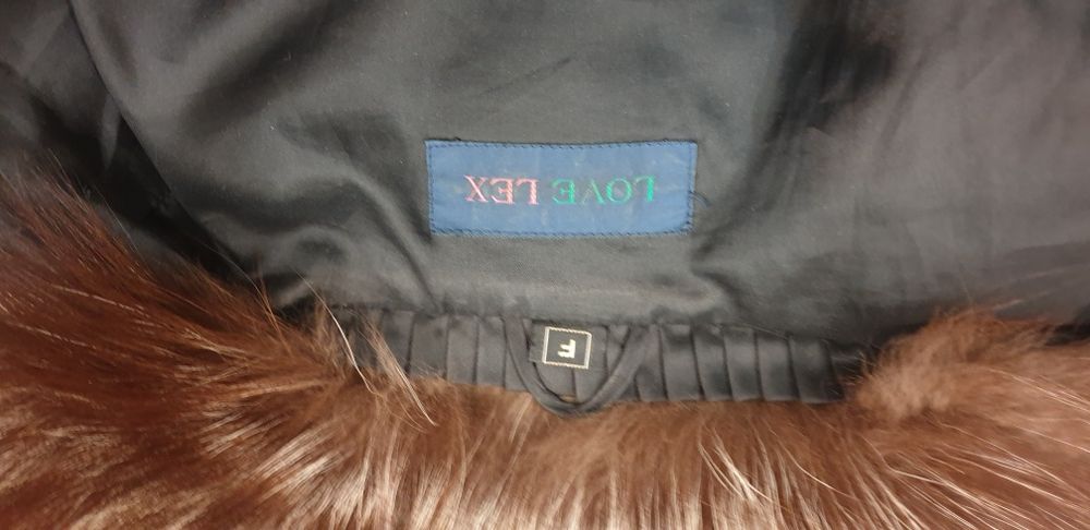 Haina blana naturala SAGA FOX  vulpe argintie