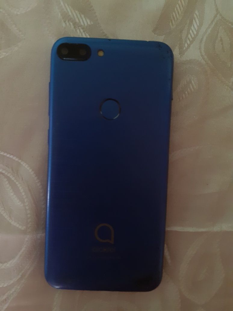 Alcatel 1s necesita port de încărcare