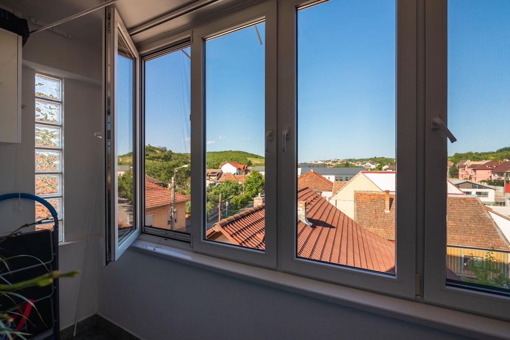 Apartament 3 camere de închiriat vis-à-vis de Spitalul Județean Oradea