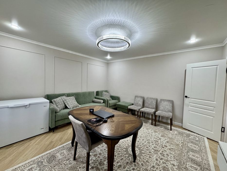 Продаётся 4 комн. кв - мкр.Степной-4, дом 12