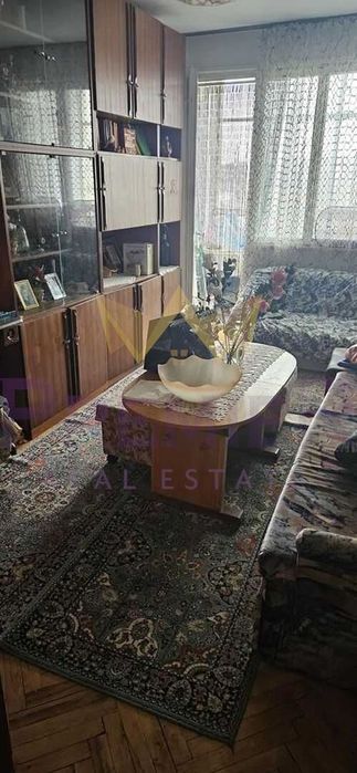 Продава се Многостаен апартамент в Варна, Лятно кино Тракия - 90 кв.м за 2000 €/кв.м - Снимка #1