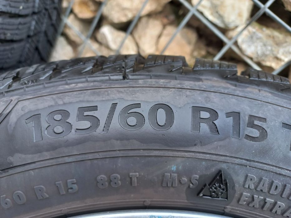 Jante aliaj 15/5×100 Anvelope NOI iarna 185/60/15 skoda Audi seat vw