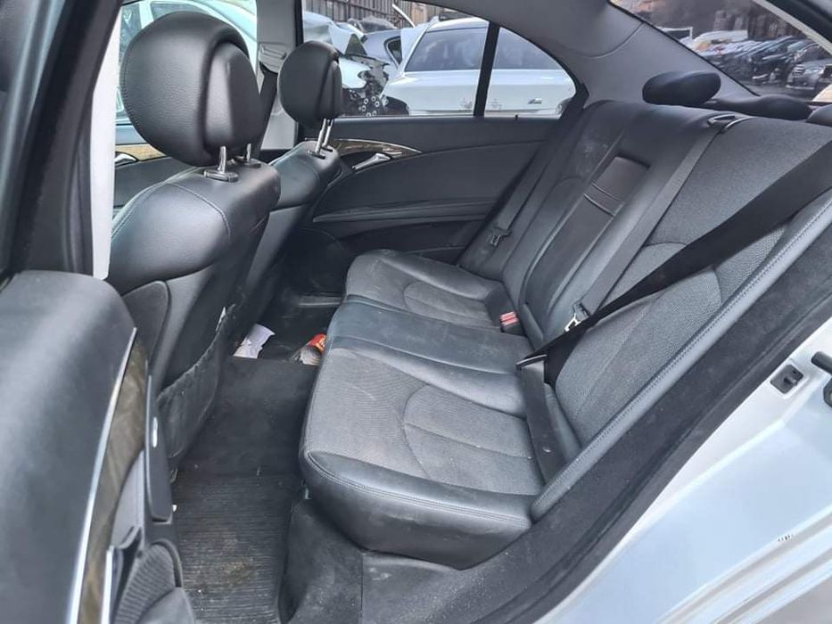 Mercedes W211 E320CDI 224кс Airmatic 4matic Facelift седан НА ЧАСТИ!