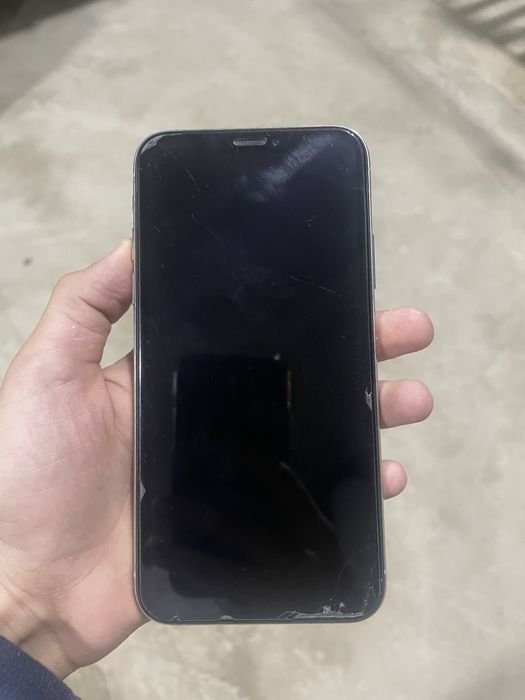 Iphone xs 64 gb sotiladi