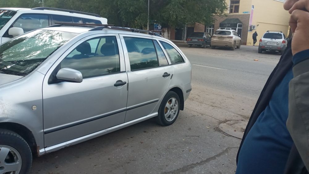 Продам шкода фабия 1.4 2002 газ бензин