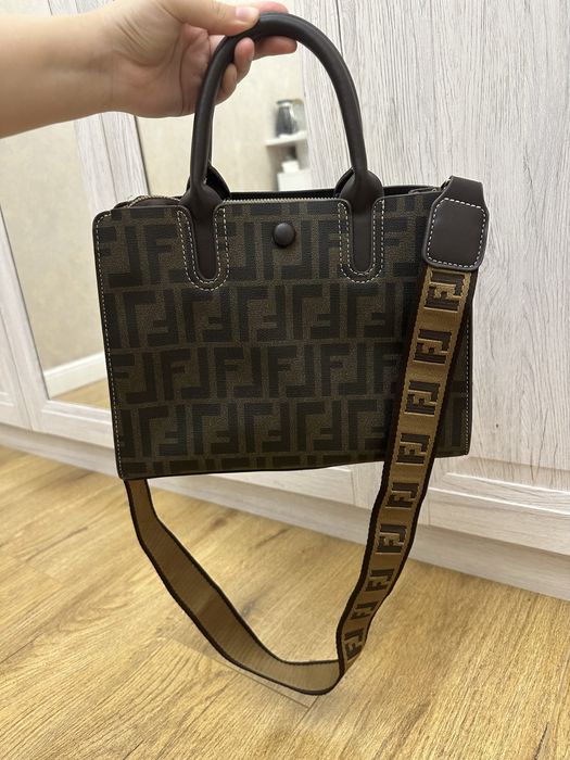 Продается сумка Fendi!