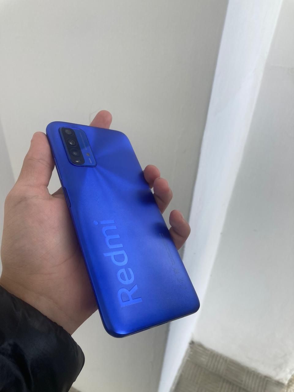 Продам Redmi 9t 128/4