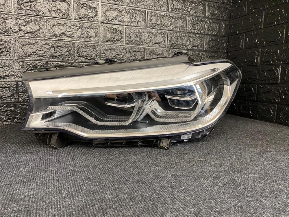 Far stanga Bmw G30 seria 5 Full led adaptive