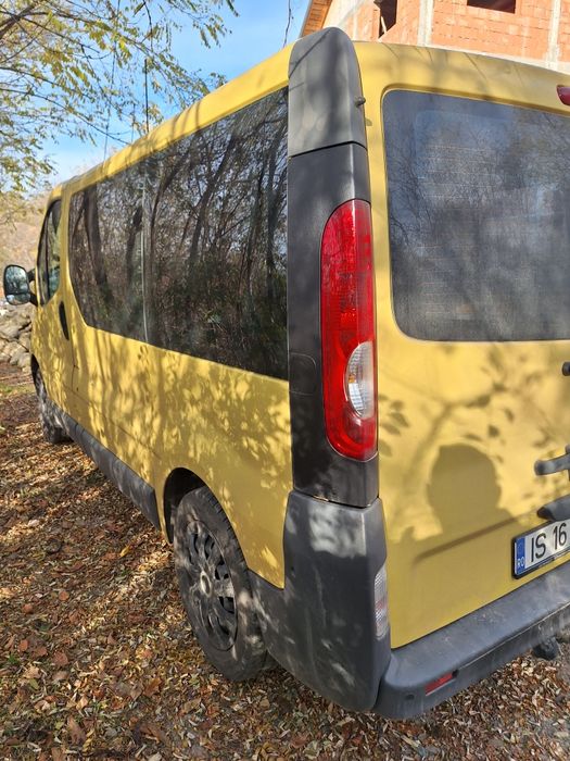 Renault Trafic 2.0d = 8+1 Loc. = Recent Înmatriculat Ro.