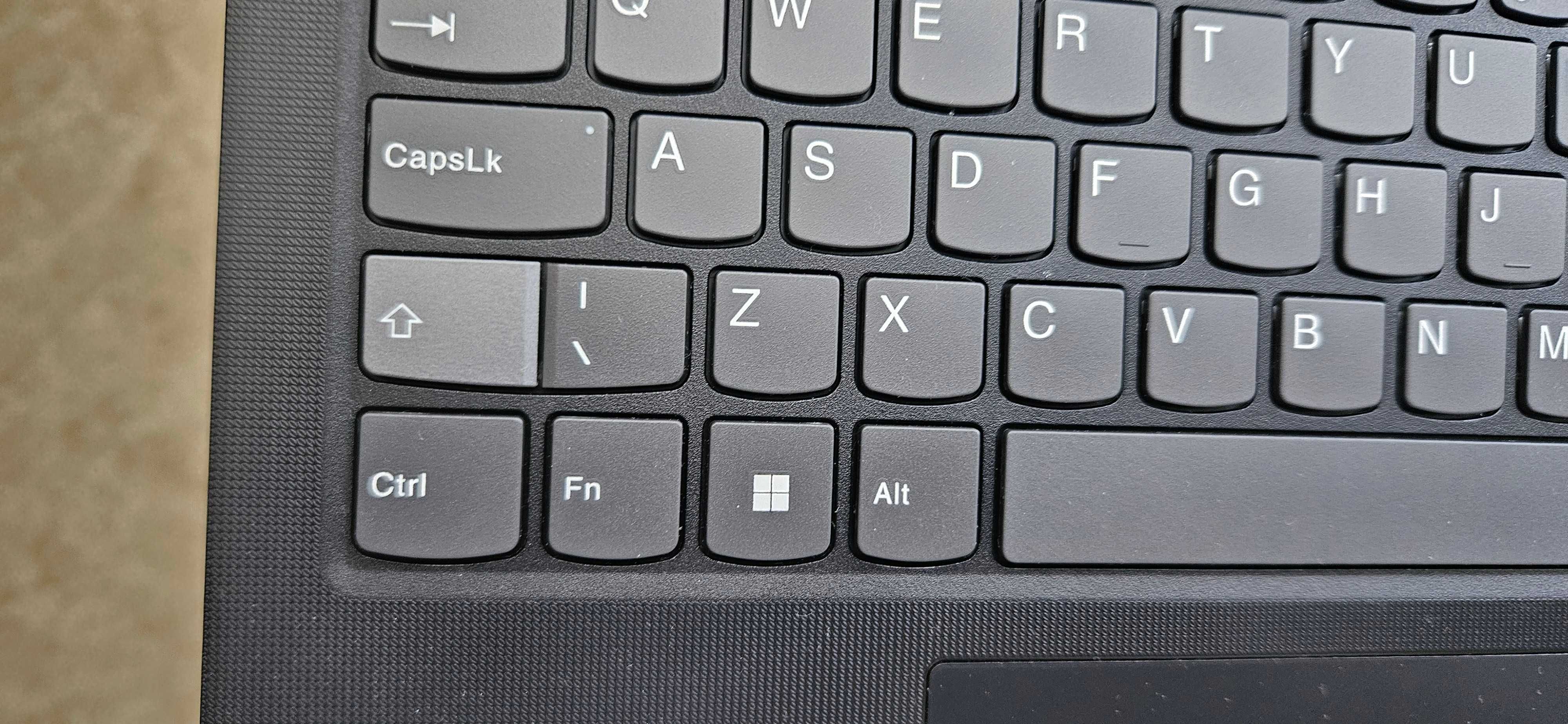 Лаптоп Lenovo V15 G2 ALC - 82KD, Ryzen 5 5500U, 256GB, RAM 16GB