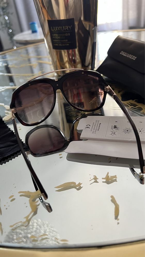 Ochelari originali Dsquared2 maro superbi