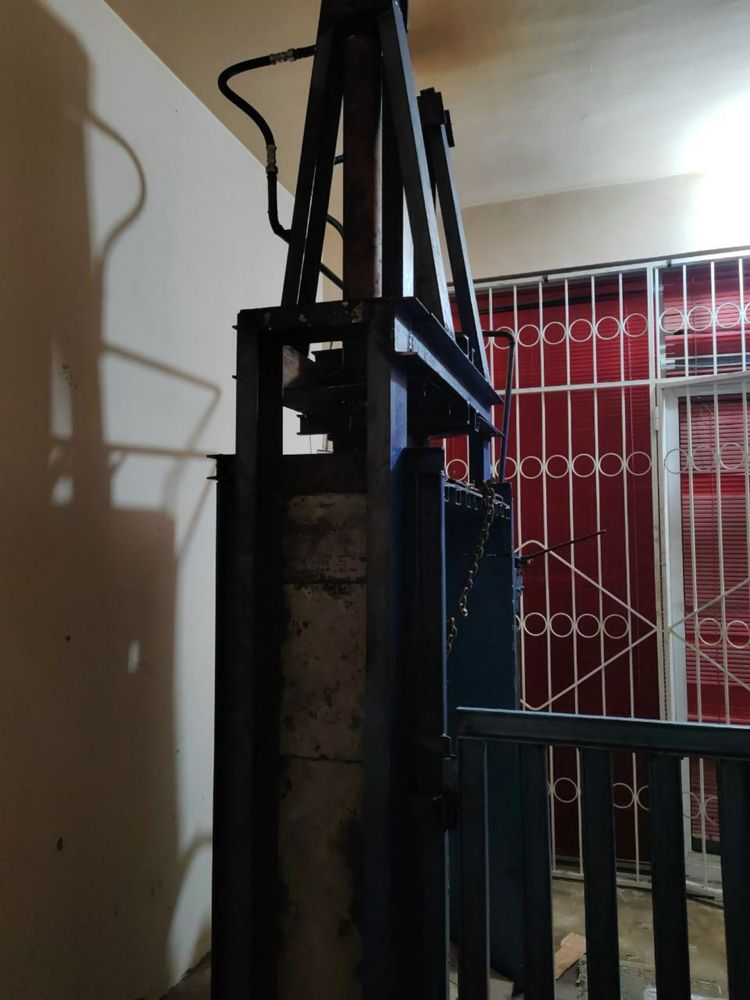Press Aparat kiyim keche bosadigan