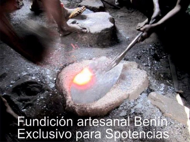 Capodoperă din Bronz Masiv – Artefact din Regatul Benin/ Autentic