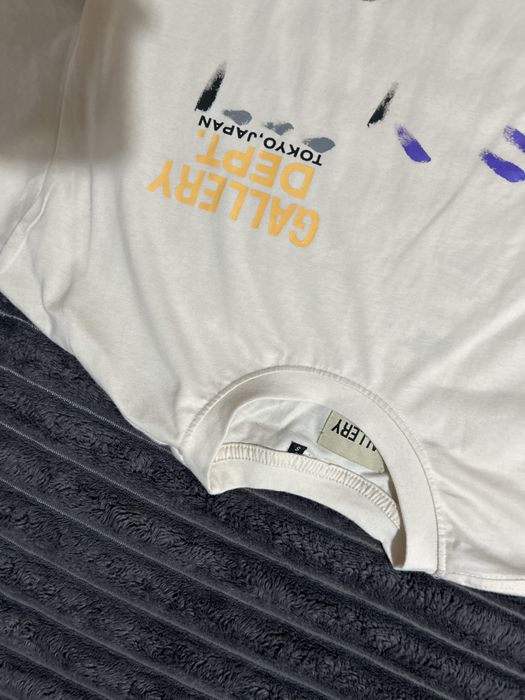 Tricou Gallery Dept M