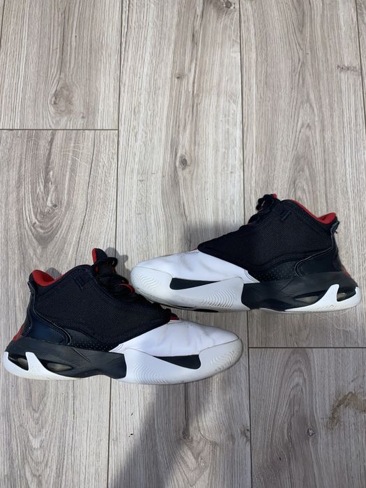 Jordan Max Aura 4