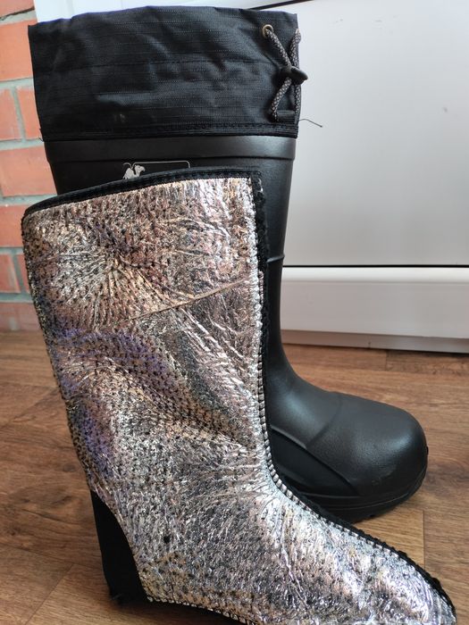 Резиновые сапоги