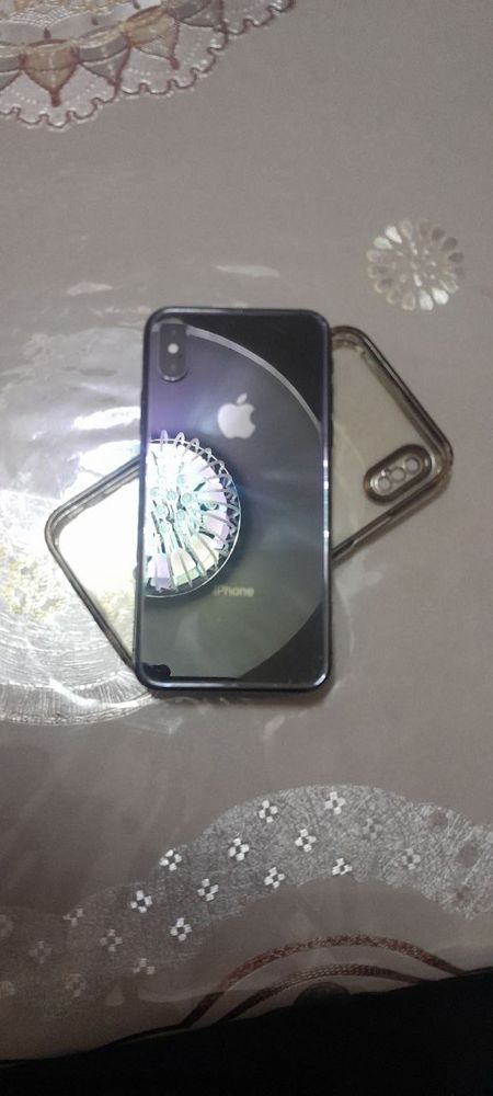 iPhone x Region LLA rangi qora fes ishlidi tur ton yu
