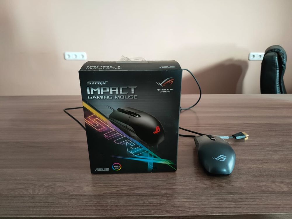 Продам игровую компьютерную мышку