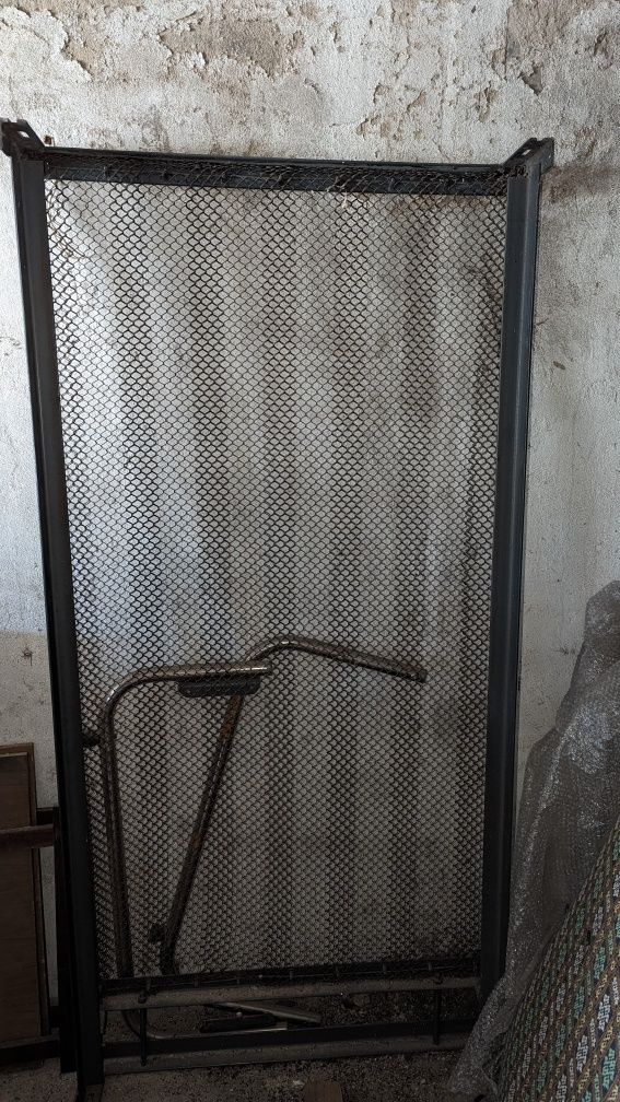 Панцерные кровати