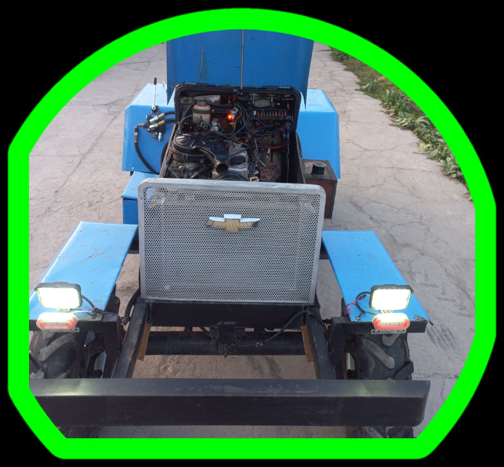 Mini traktor Daewoo