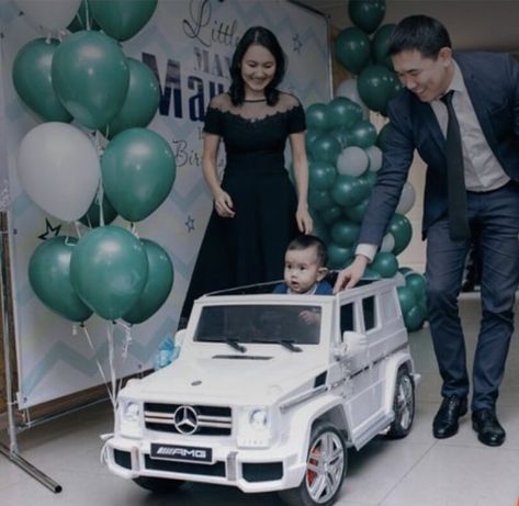 Вывод ребенка на электромобиле прокат аренда детской машины туган кун