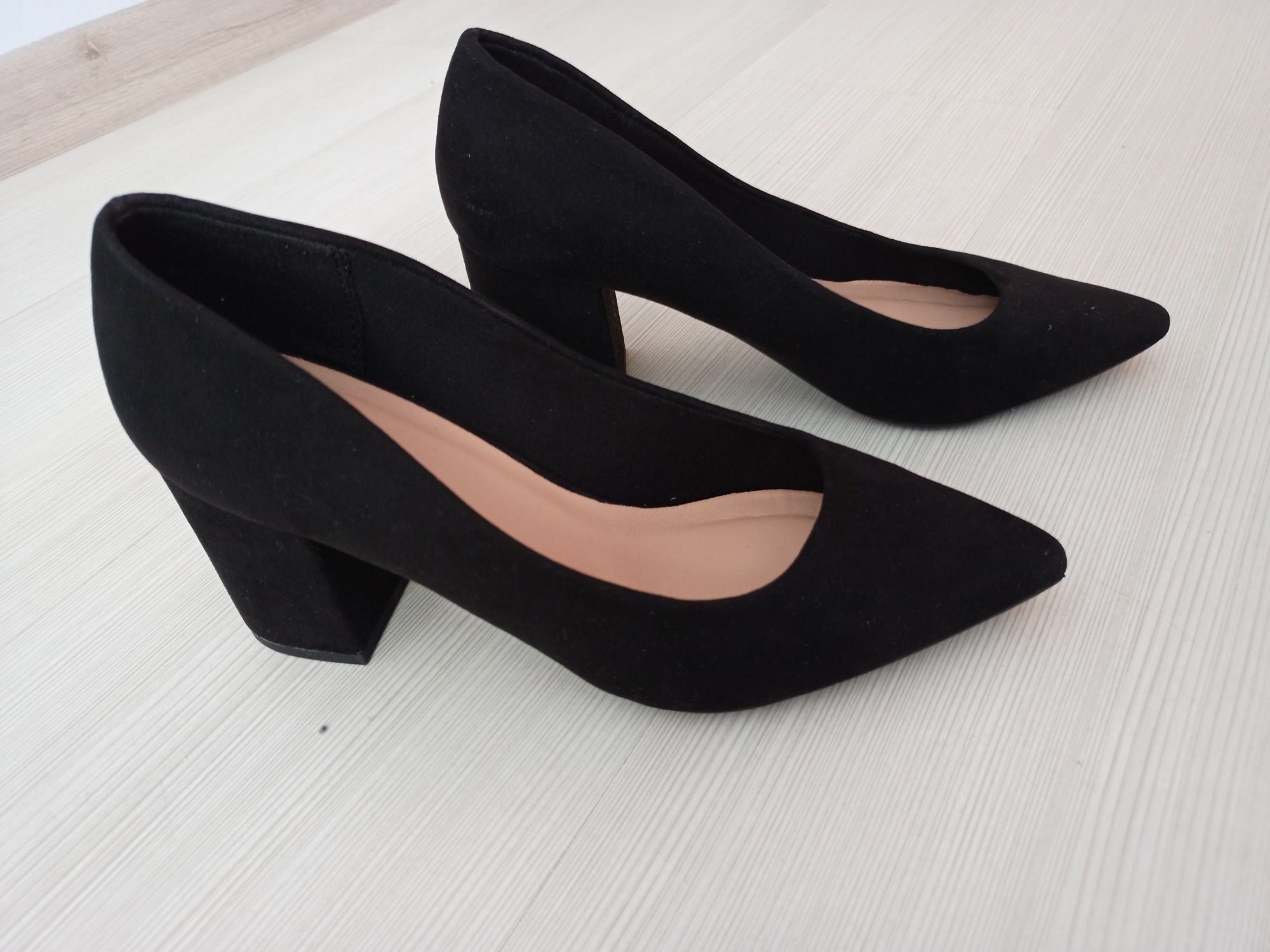 NewLook класически официални обувки