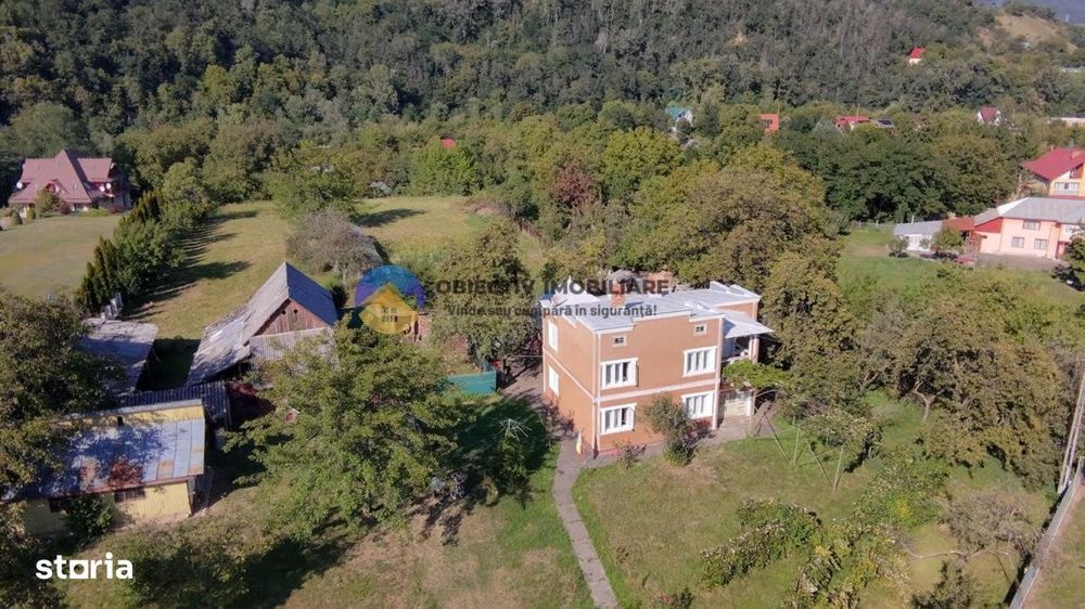 Casa traditionala de vanzare - Alexandru cel Bun- view spre munte si