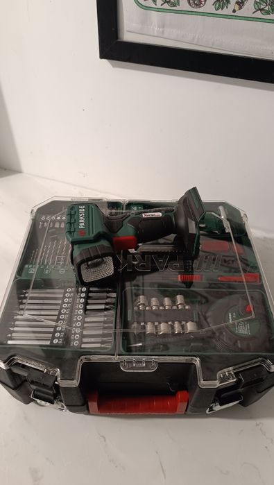 SET complet scule/filetanta Parkside+ bonus lanternă NOU