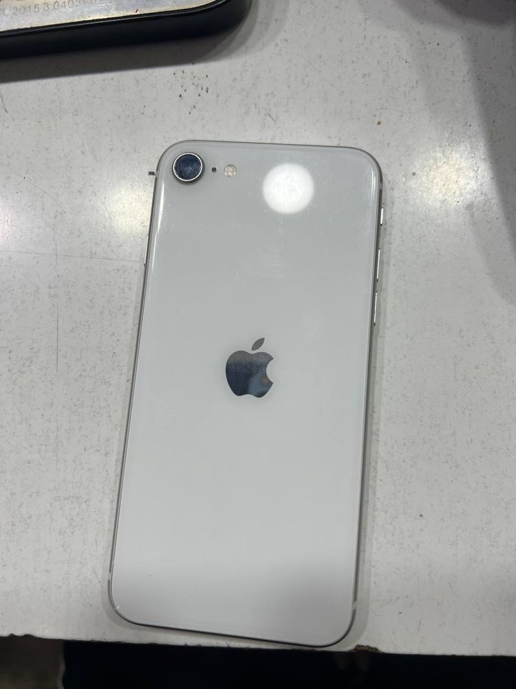 Iphone: se 2020