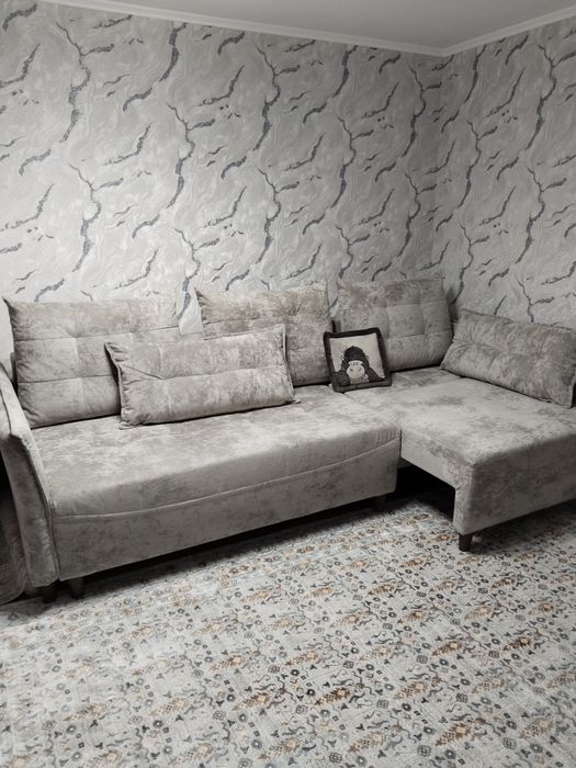 Продам новый Павлодарский диван, служит только 3 месяца,очень удобный.